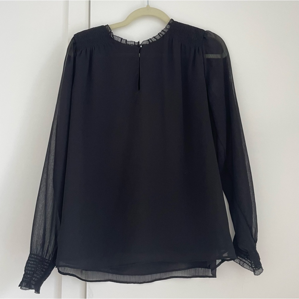 Ann Taylor long sleeve blouse - great condition